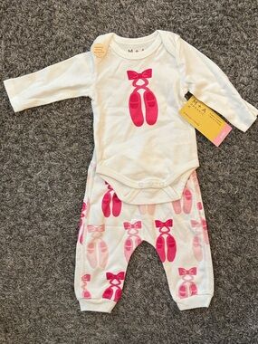 M+A Organic White Baby Bodysuit & Pant Set with Pink Ballet Slippers